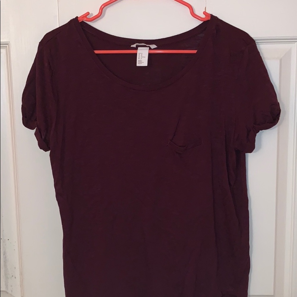 Maroon t-shirt (4/$20)